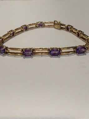 14k Gold Baith Bracelet with Oval Cut Purple Amethyst Stones - 7”